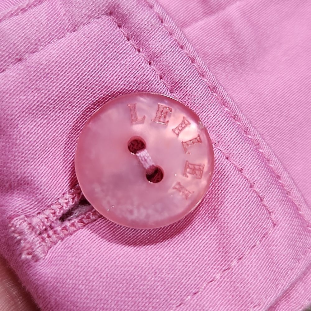 🔹️Pink Embroidered Floral Button Front Jacket Medium - Picture 6 of 10
